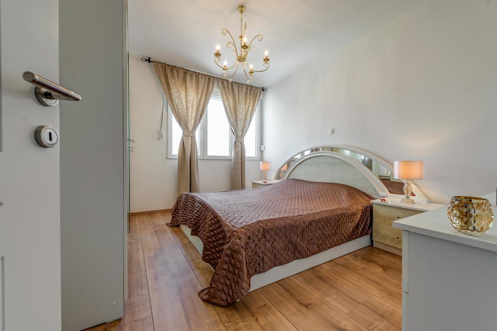 Apartment Noa - Self Check In سبليت المظهر الخارجي الصورة